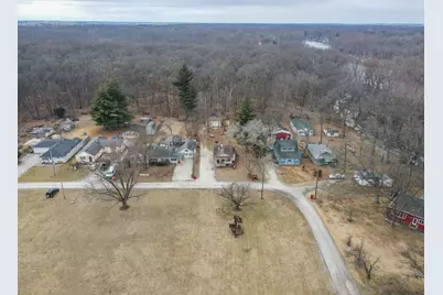 2821 Shadow Road, Momence, IL 60954 - Photo 5