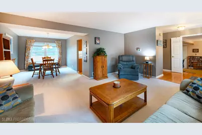 621 Kirkland Drive, Algonquin, IL 60102 - Photo 5