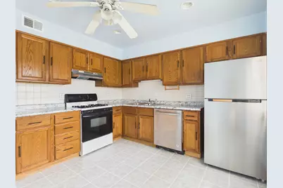 755 Dulles Road #E, Des Plaines, IL 60016 - Photo 3