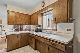 8411 S Kostner Ave, Chicago, IL 60652 - Photo 5