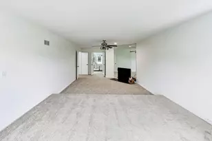 1225 Laurel Ave, Deerfield, IL 60015 - Photo 25