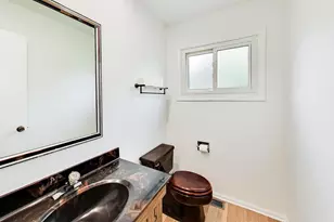 1225 Laurel Ave, Deerfield, IL 60015 - Photo 21