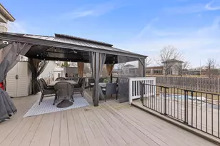 2940 Arbor Ln, Aurora, IL 60502 - Photo 23