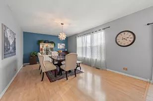 2940 Arbor Ln, Aurora, IL 60502 - Photo 11