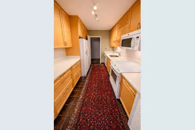 360 W Wellington Avenue #5E, Chicago, IL 60657 - Photo 3