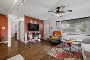 219 Oneill St, Joliet, IL 60436 - Photo 5