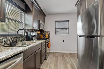 219 Oneill Street, Joliet, IL 60436 - Photo 7