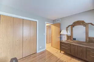 551 N Vista Ave, Lombard, IL 60148 - Photo 13