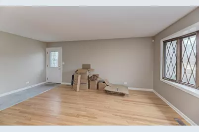 551 N Vista Avenue, Lombard, IL 60148 - Photo 3