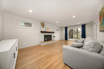 1028 Tiverton Court, Schaumburg, IL 60193 - Photo 11