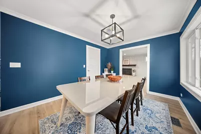 1028 Tiverton Court, Schaumburg, IL 60193 - Photo 9