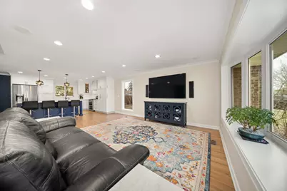 1028 Tiverton Court, Schaumburg, IL 60193 - Photo 3