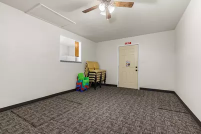 702 Cambridge Avenue, Rockford, IL 61102 - Photo 7