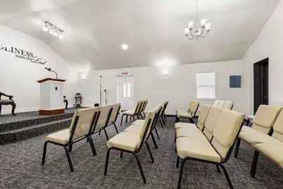 702 Cambridge Avenue, Rockford, IL 61102 - Photo 5