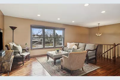 15 Newtown Court E, Buffalo Grove, IL 60089 - Photo 3