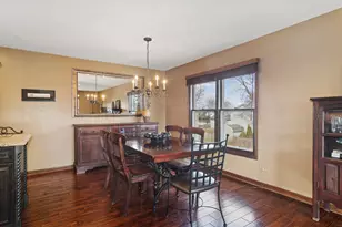 15 Newtown Ct E, Buffalo Grove, IL 60089 - Photo 7