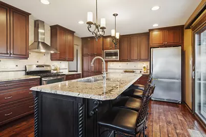 15 Newtown Court E, Buffalo Grove, IL 60089 - Photo 11