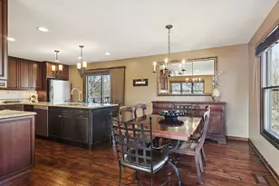 15 Newtown Ct E, Buffalo Grove, IL 60089 - Photo 9