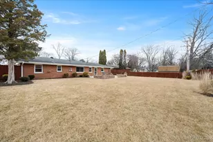 123 N Rosedale Ave, Aurora, IL 60506 - Photo 23