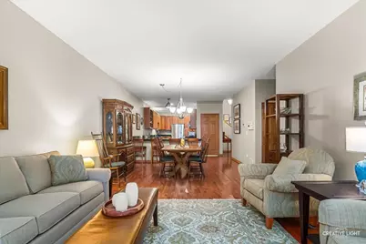 381 Hickory Lane, South Elgin, IL 60177 - Photo 9