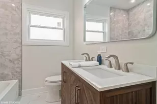 [Address not provided], Chicago, IL 60618 - Photo 11