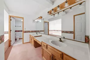 2722 Harbor Dr, Joliet, IL 60431 - Photo 13