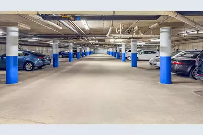 250 W Parliament Place #301, Mount Prospect, IL 60056 - Photo 43