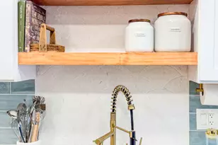 250 W Parliament Pl, Mount Prospect, IL 60056 - Photo 17