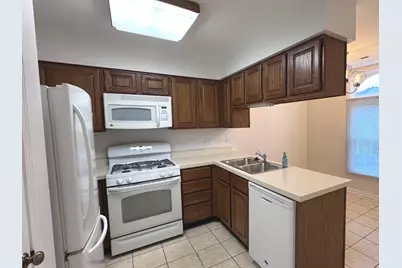 58 S Stonington Drive #104, Palatine, IL 60074 - Photo 7