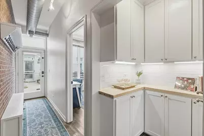 2943 N Lincoln Avenue #208, Chicago, IL 60657 - Photo 11