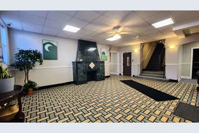 4764 N Virginia Avenue #305, Chicago, IL 60625 - Photo 3