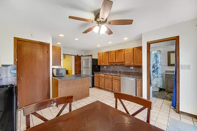 1112 S Jefferson Street, Lockport, IL 60441 - Photo 13