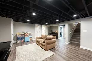 878 S Parkside Ave, Elmhurst, IL 60126 - Photo 23