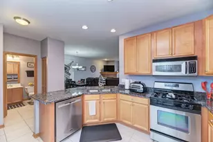 1846 Keystone Pl, Schaumburg, IL 60193 - Photo 9