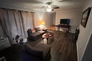 410 Wagon Creek Loop, Creal Springs, IL 62922 - Photo 11