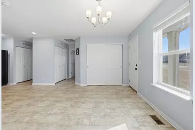 656 Vine Street, Hampshire, IL 60140 - Photo 7