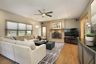 1302 Hazel Ave, Deerfield, IL 60015 - Photo 9