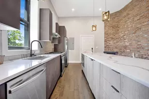 3330 S Indiana Ave, Chicago, IL 60616 - Photo 3