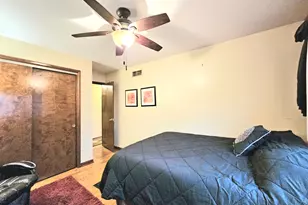 17140 Evans Dr, South Holland, IL 60473 - Photo 11