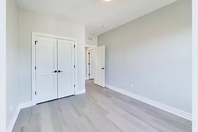 5424 Old Orchard Road, Skokie, IL 60077 - Photo 17