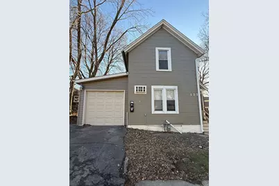 111 Center Avenue #Upper, Aurora, IL 60505 - Photo 1