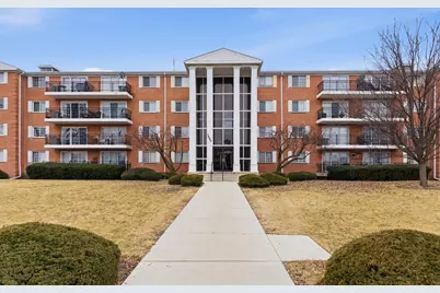 1060 N Farnsworth Avenue #1105, Aurora, IL 60505 - Photo 1