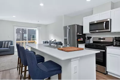 1007 Briar Glen Court, Hampshire, IL 60140 - Photo 3