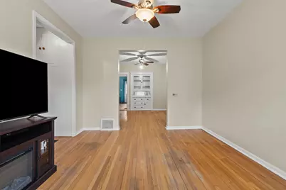 [Address not provided], Chicago, IL 60660 - Photo 3