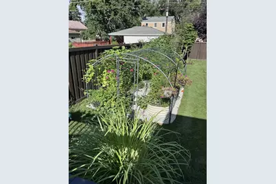 2243 S 3rd Avenue, Riverside, IL 60546 - Photo 31