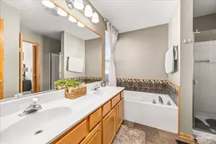 117 Presidential Blvd, Oswego, IL 60543 - Photo 13