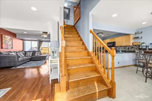 117 Presidential Blvd, Oswego, IL 60543 - Photo 3