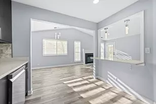 52 Brookston Dr, Schaumburg, IL 60193 - Photo 15