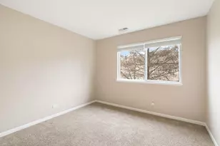 341 Patriot Dr, Hainesville, IL 60030 - Photo 5