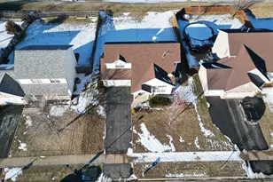 5542 Sedgeway Dr, Rockford, IL 61109 - Photo 5